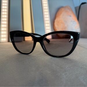 Coach HC8163 L954 Black 55-17-135 Sunglasses